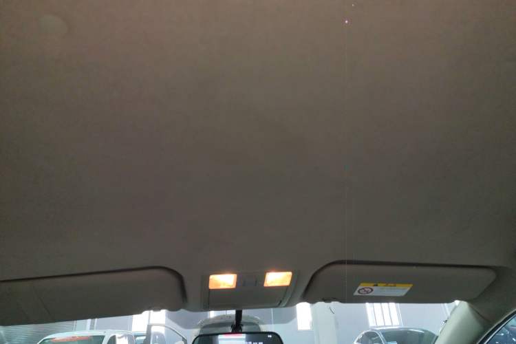 Used Toyota Verso 2015 180E CVT Crossover Edition
