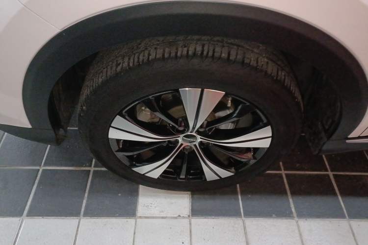 Used Roewe RX5 2020 PLUS 300TGI Automatic Ali National Style Luxury Edition
