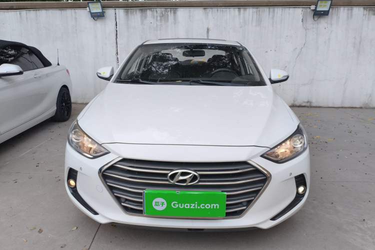 Used Hyundai Elantra 2016 1.6L Automatic ZhiXuan · Luxury Version