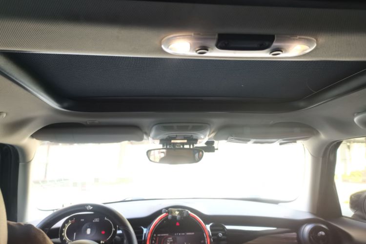 Used MINI MINI 2022 1.5T COOPER Classic Edition Five-Door Version