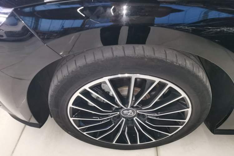 Used BYD Han 2020 EV Long-Range Luxury Model
