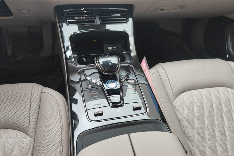 Used BYD Han 2025 EV Intelligent Driving Version 506KM Prestige Model
