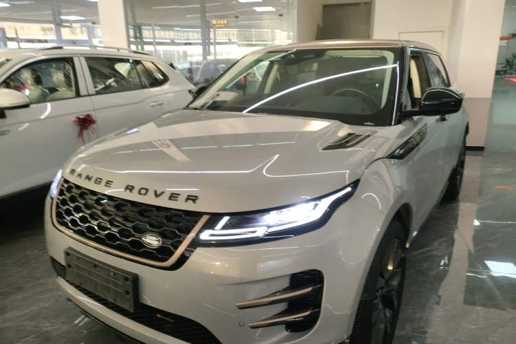 Used Land Rover Range Rover Evoque 2023 Aurora L 249 PS Collins Antique Bronze Special Edition