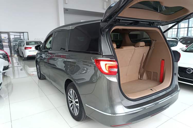 Used Buick GL8 2017 ES 28T Luxury Model China V Standard
