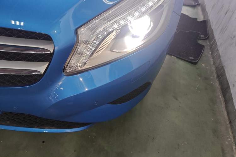 Used Mercedes-Benz A-Class 2015 A 200 Fashion Model
