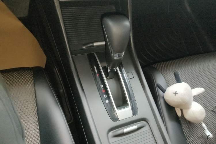 Used Honda Jade 2017 1.8L automatic Comfort version 5 seats