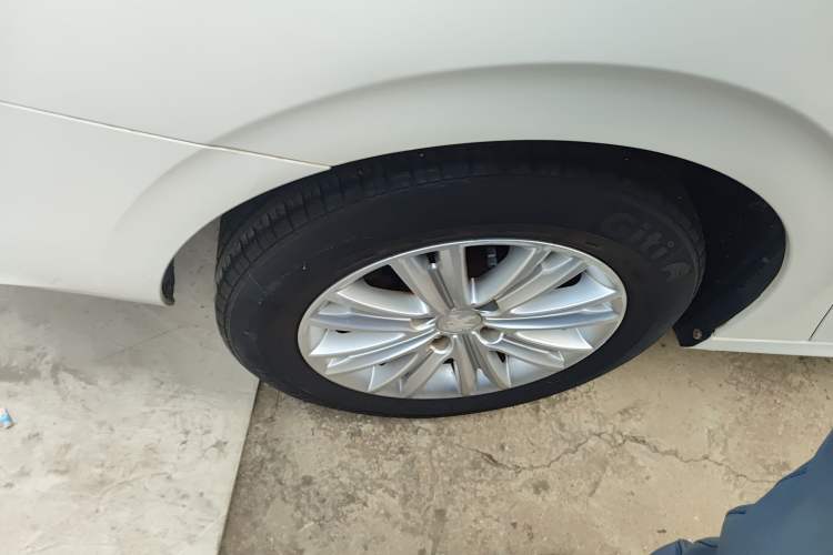 Used Peugeot 301 2014 1.6L Automatic Luxury Edition
