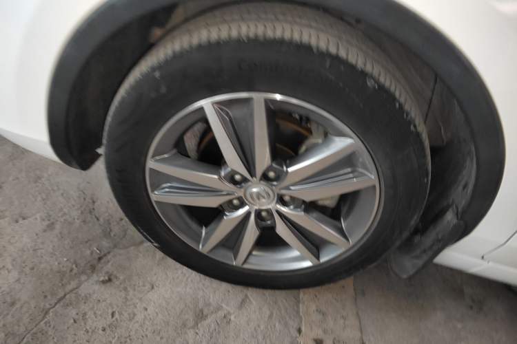 Used Changan Eado 2015 1.6L Automatic Junku Model China IV Standard
