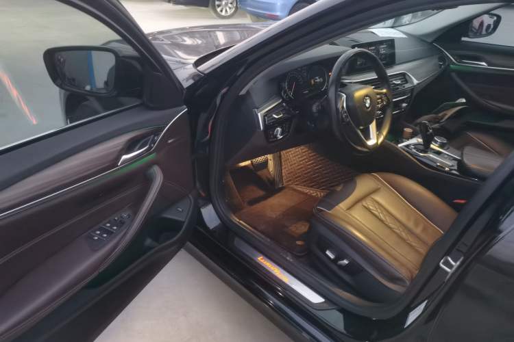 Used BMW 5 Series 2018 530Li Leading Edition Luxury Package