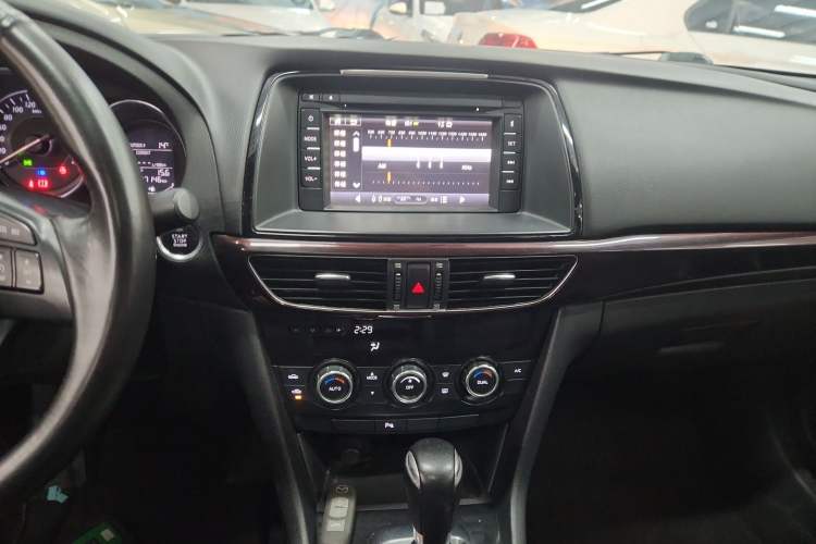 Used Mazda Atenza 2014 2.0L Blue Sky Luxury Edition
