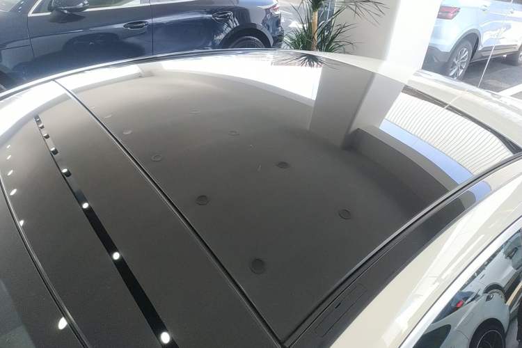 Used Mercedes-Benz E-Class 2023-Year Restyled E 260 Coupe