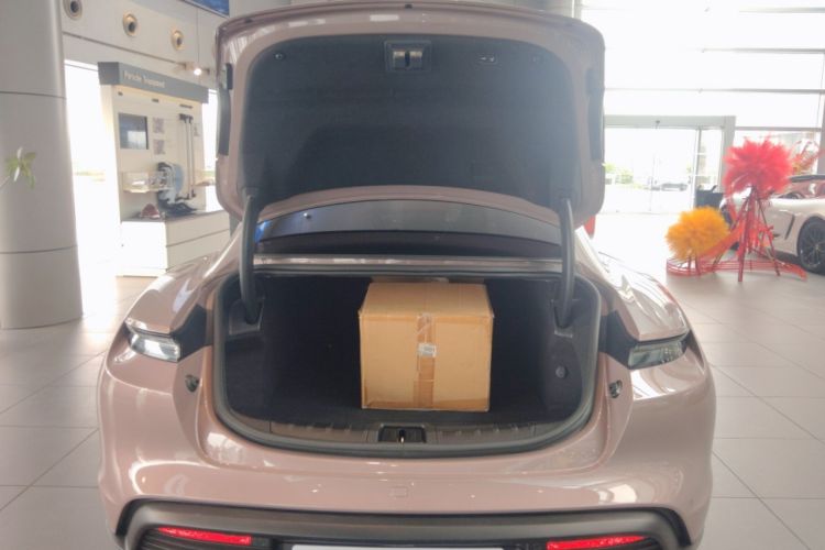 Used Porsche Taycan 2022 Taycan
