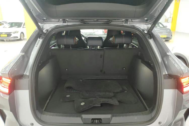 Used BYD Song PLUS New Energy 2023 Champion Edition EV 520KM Flagship Model
