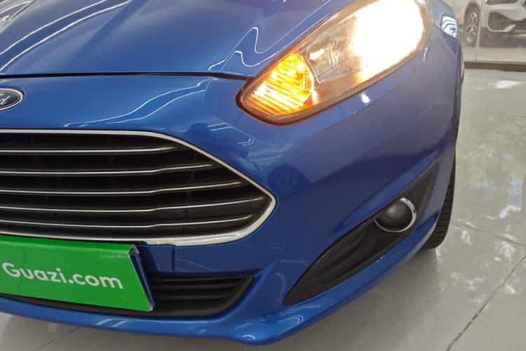 Used Ford Fiesta 2013 Hatchback 1.5L Automatic Prestige Model