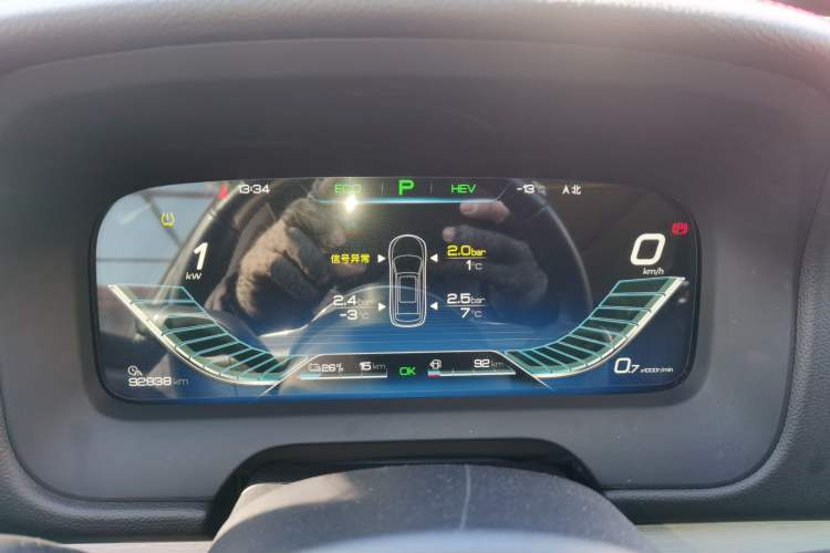 Used BYD Tang New Energy 2018 DM 2.0T All-Wheel Drive Smart Connectivity Luxury Model 7 Seats China V Emission Standard