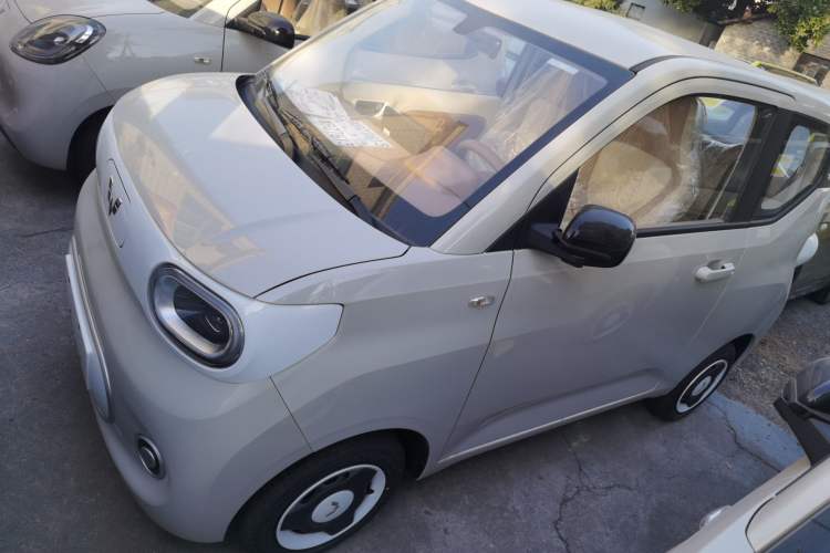 Used Wuling Hongguang MINIEV 2024 3rd Generation 215km Youth Edition