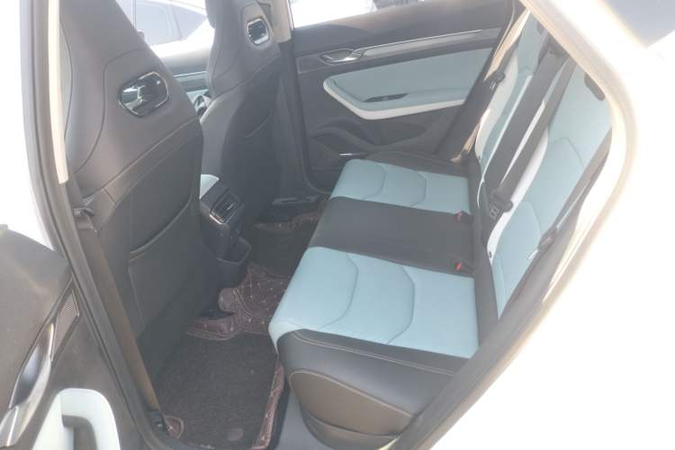 Used Geely Auto Emgrand S 2022 1.4T CVT Crossover Player Edition
