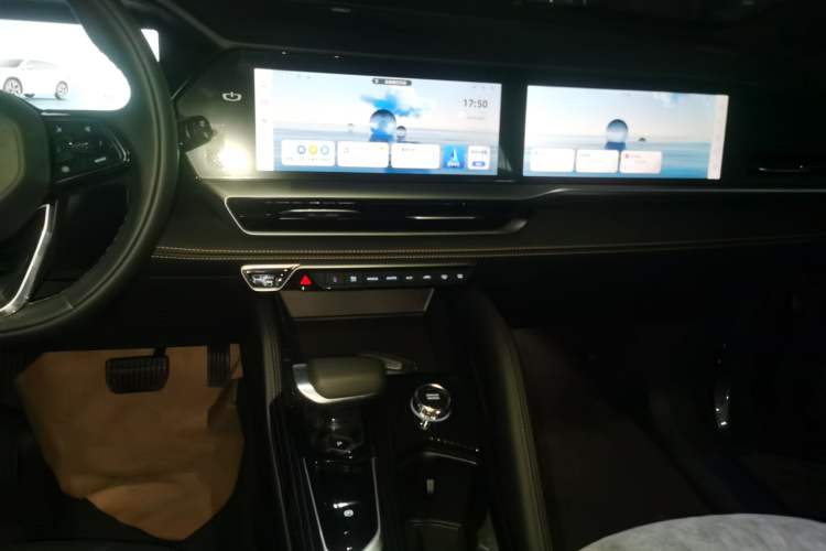 Used Geely Auto Monjaro L 2024 2.0TD DCT EVO Two-Wheel Drive Long-Range Version
