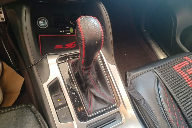 Used Changan CS75 2016 1.8T Automatic Elite Model China IV Standard
