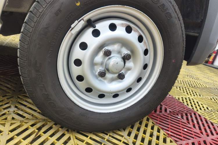 Used Wuling Zhiguang 2020 1.2L Practical Model China VI LSI