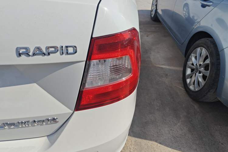 Used Skoda Rapid 2016 1.6L Automatic Chuanxing Edition
