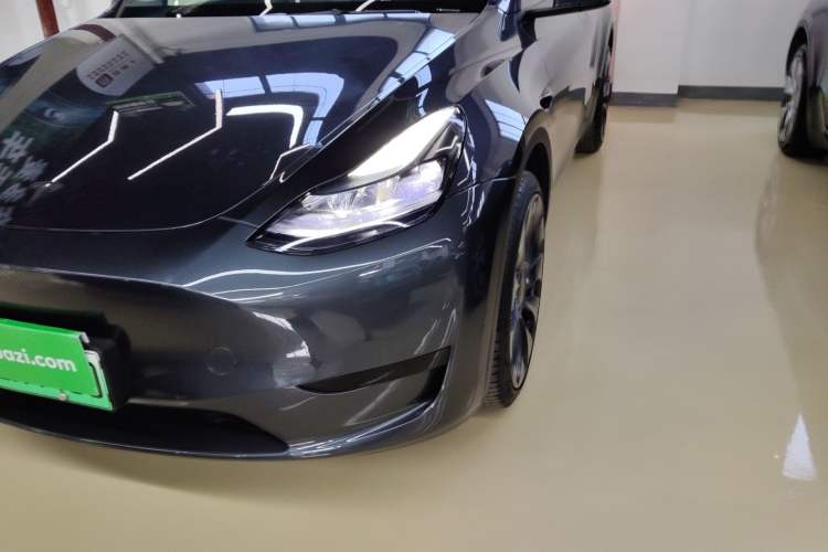 Used Tesla Model Y 2024 Rear-Wheel-Drive Version
