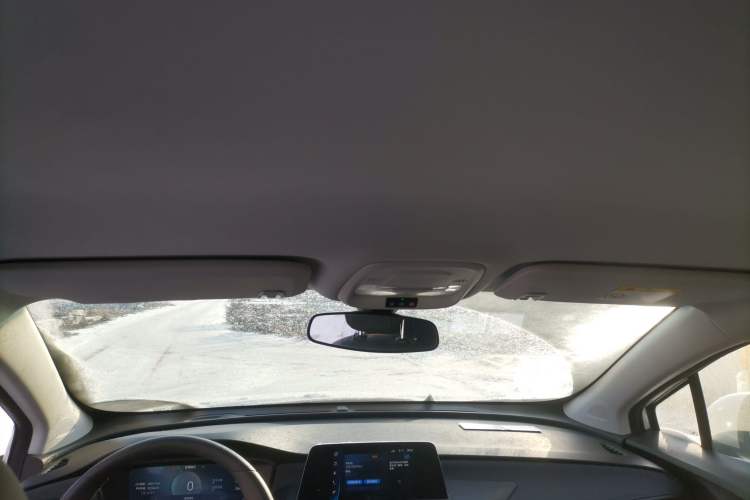 Used Buick Velite 6 2023 430km Range Commuter Version
