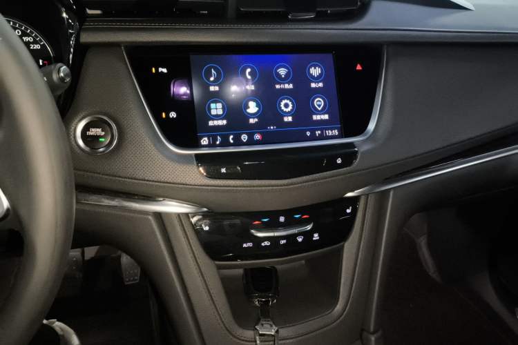 Used Cadillac XT5 2022 2.0T Two-Wheel Drive Luxury Version
