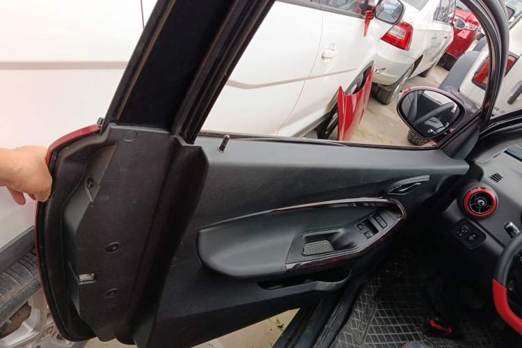 Used Chery Little Ant 2022 Sweet Pink Edition Half-Sugar Version Lithium Iron Phosphate 30 kW 301 km
