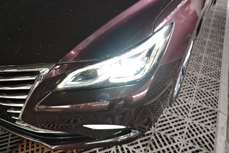 Used Changan Raeton CC 2018 1.5T Automatic Zhiya Model China V Standard
