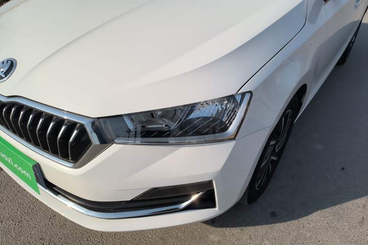 Used Skoda Rapid 2022 1.5L Automatic Comfort Edition
