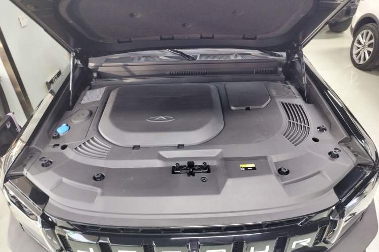 Used Jetour Traveler 2023 2.0T All-Wheel-Drive CrossPRO
