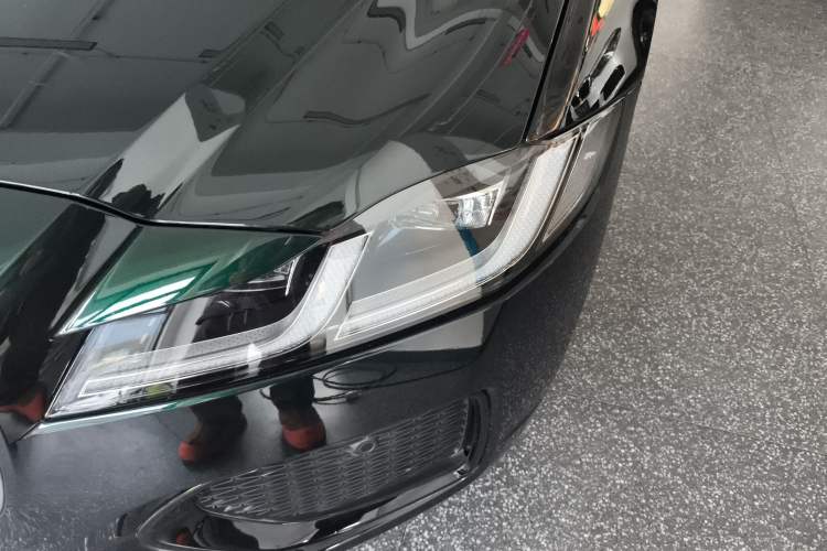 Used Jaguar XFL 2022 XFL 2.0T P250 Two-Wheel-Drive Elite Sport Edition