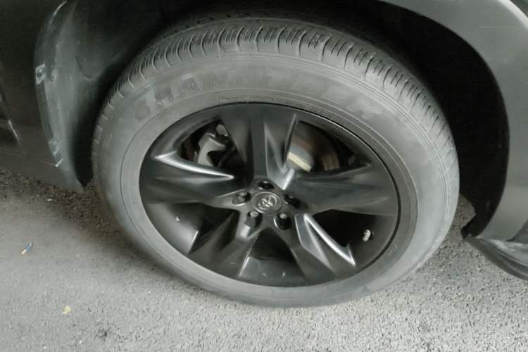 Used Toyota Highlander 2018 2.0T Four-Wheel Drive Knight Edition 7 Seats China VI Standard
