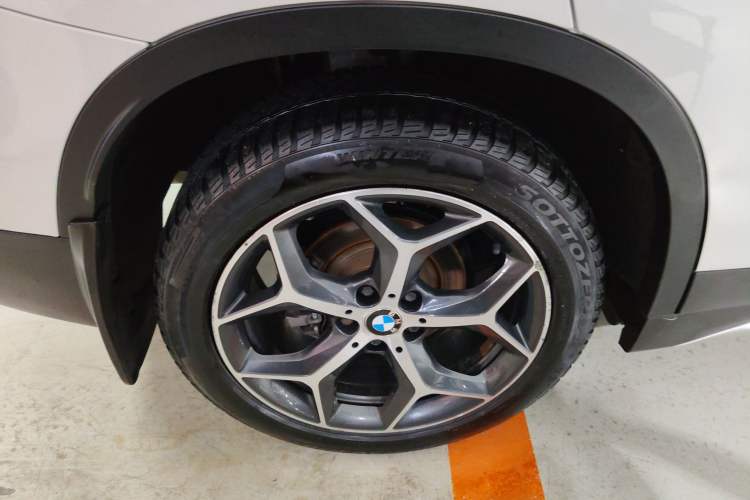 Used BMW X1 2016 sDrive18Li Luxury Model