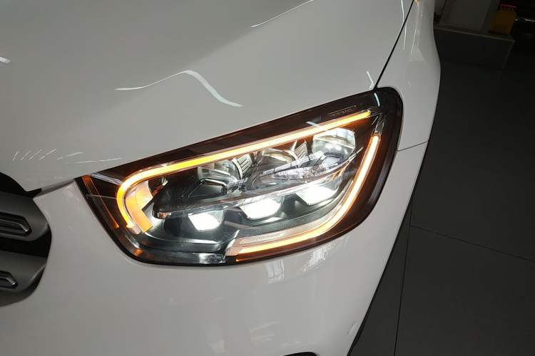 Used Mercedes-Benz GLC 2020 Facelifted GLC 260 L 4MATIC Dynamic Edition
