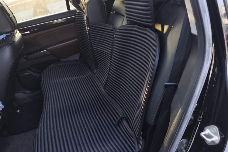 Used GAC Trumpchi GS8 2017 320T Two-Wheel Drive Luxury Smart Connectivity Version (7 Seats)