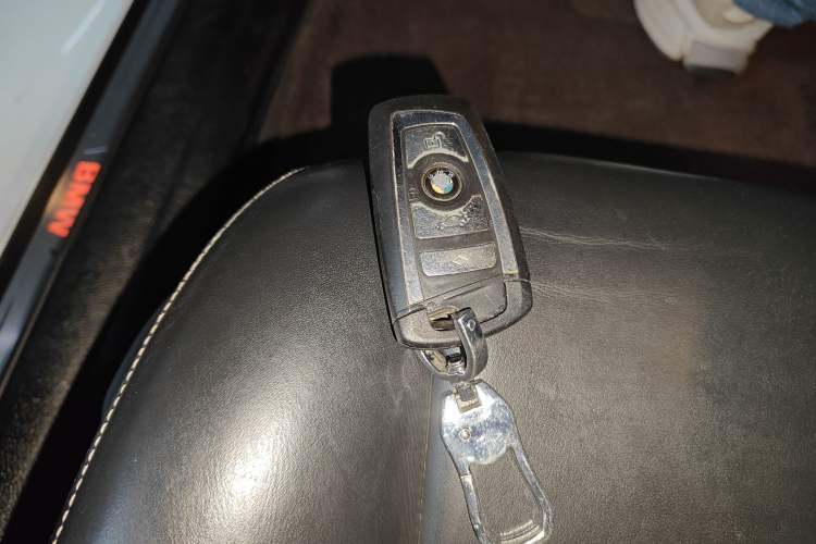 Used BMW 5 Series 2014 525Li Luxury Design Package
