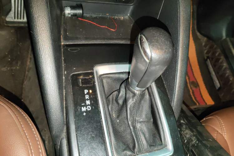 Used Mazda CX-5 2015 2.0L Automatic Two-Wheel Drive Urban Version
