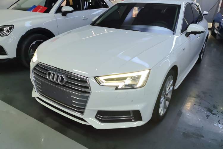 Used Audi A4L 2018 30th Anniversary Edition 40 TFSI Fashion Model