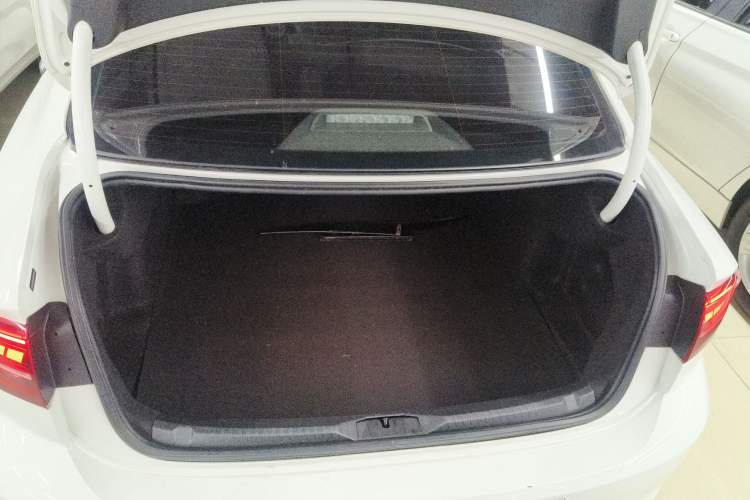 Used Volkswagen Lamando 2021 230TSI DSG Fashion Edition
