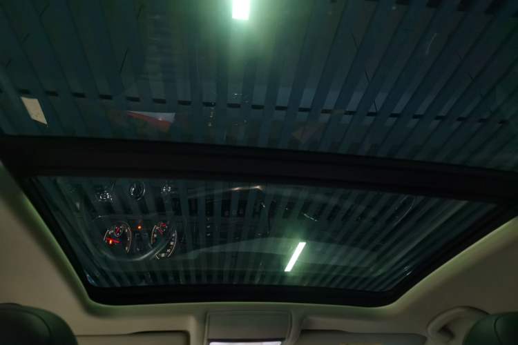 Used Volkswagen Passat 2020 Facelift 330TSI Elite Edition China VI Standard
