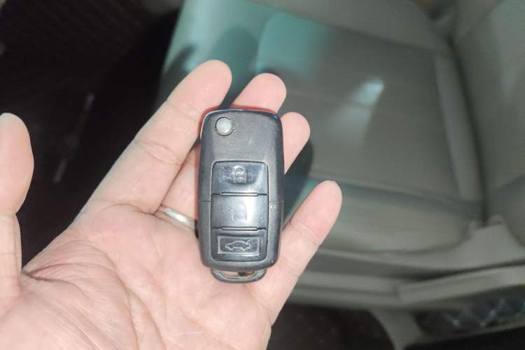 Used FORTHING Lingzhi 2017 M5L 1.6L 7-Seater Comfort Model
