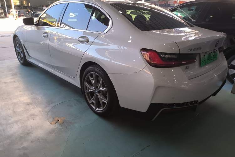 Used BMW i3 2022 eDrive 35 L
