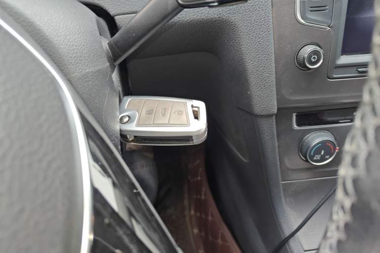 Used Volkswagen Golf 2016 230TSI Automatic Comfort Version