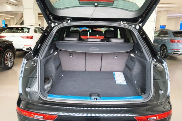 Used Audi Q5L 2023 40T Luxury Dynamic Model