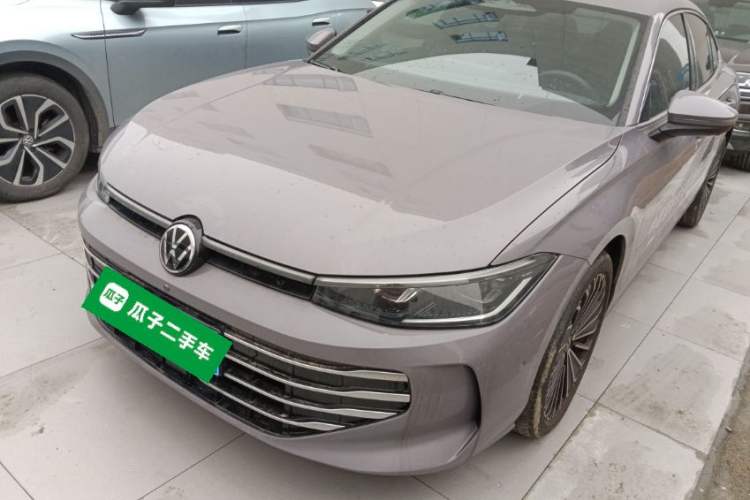 Used Volkswagen Passat 2025 Pro 380TSI Dragon Supreme Edition