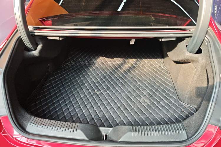 Used Mercedes-Benz CLS 2018 CLS 300 Luxury Model