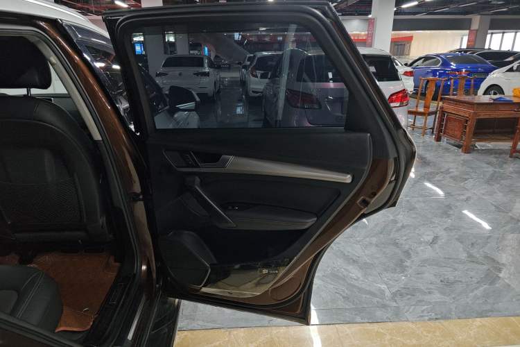 Used Audi Q5L 2018 45 TFSI Prestige Fashion Edition China V Emission Standard
