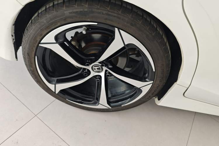 Used Honda Jade 2017 210TURBO CVT Fashion Edition 5-seater
